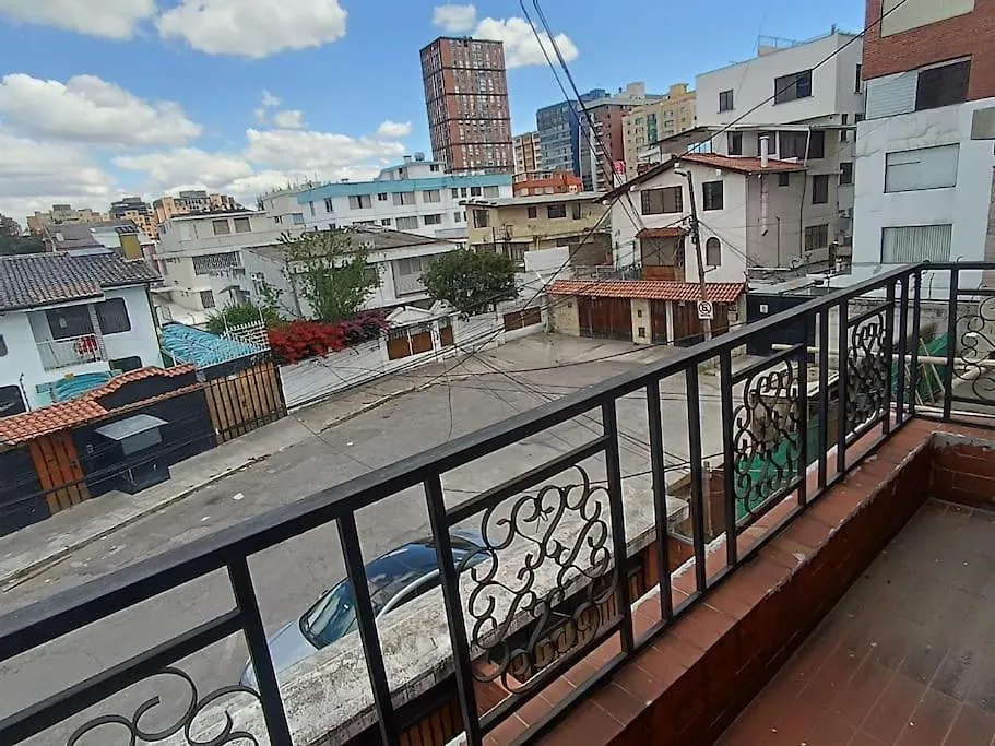 Habitacion La Carolina Quito Apartment